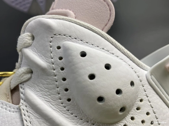 (W) Gold DH9696-100 6 Hoops Jordan Air Retro 0815